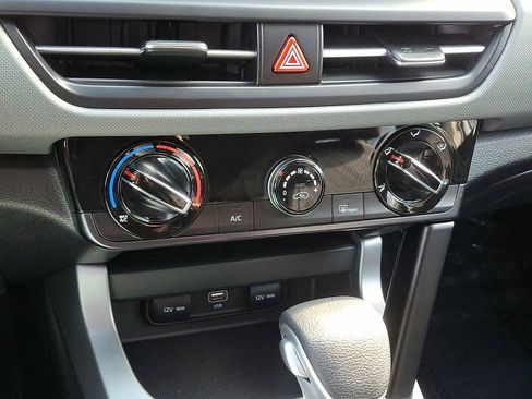 Used 2025 Kia Seltos LX image 15