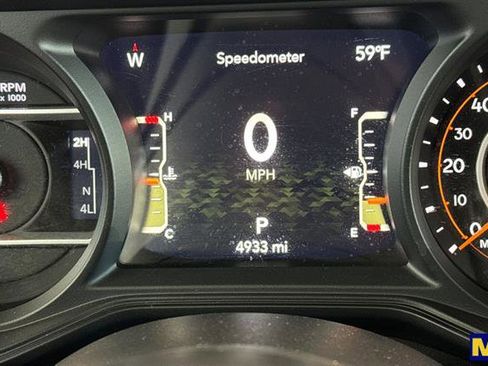 Used 2025 Jeep Gladiator Willys image 30