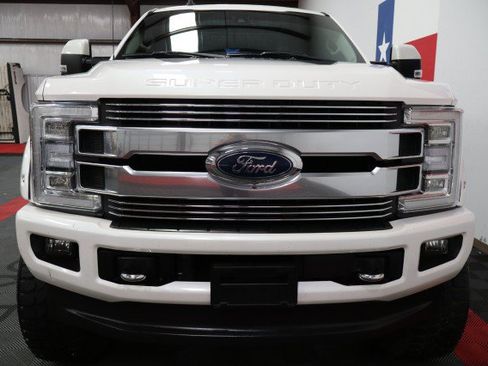 Used 2019 Ford F250 Limited w/ FX4 Off-Road Package AWD/4WD image 20
