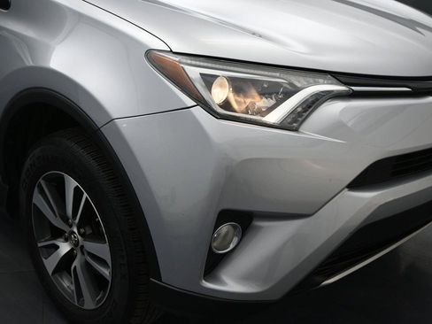 Used 2016 Toyota RAV4 XLE AWD/4WD image 15