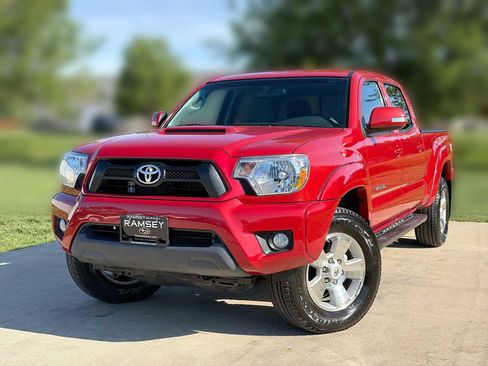 Used 2013 Toyota Tacoma 4x4 Double Cab w/ TRD Sport Pkg image 1