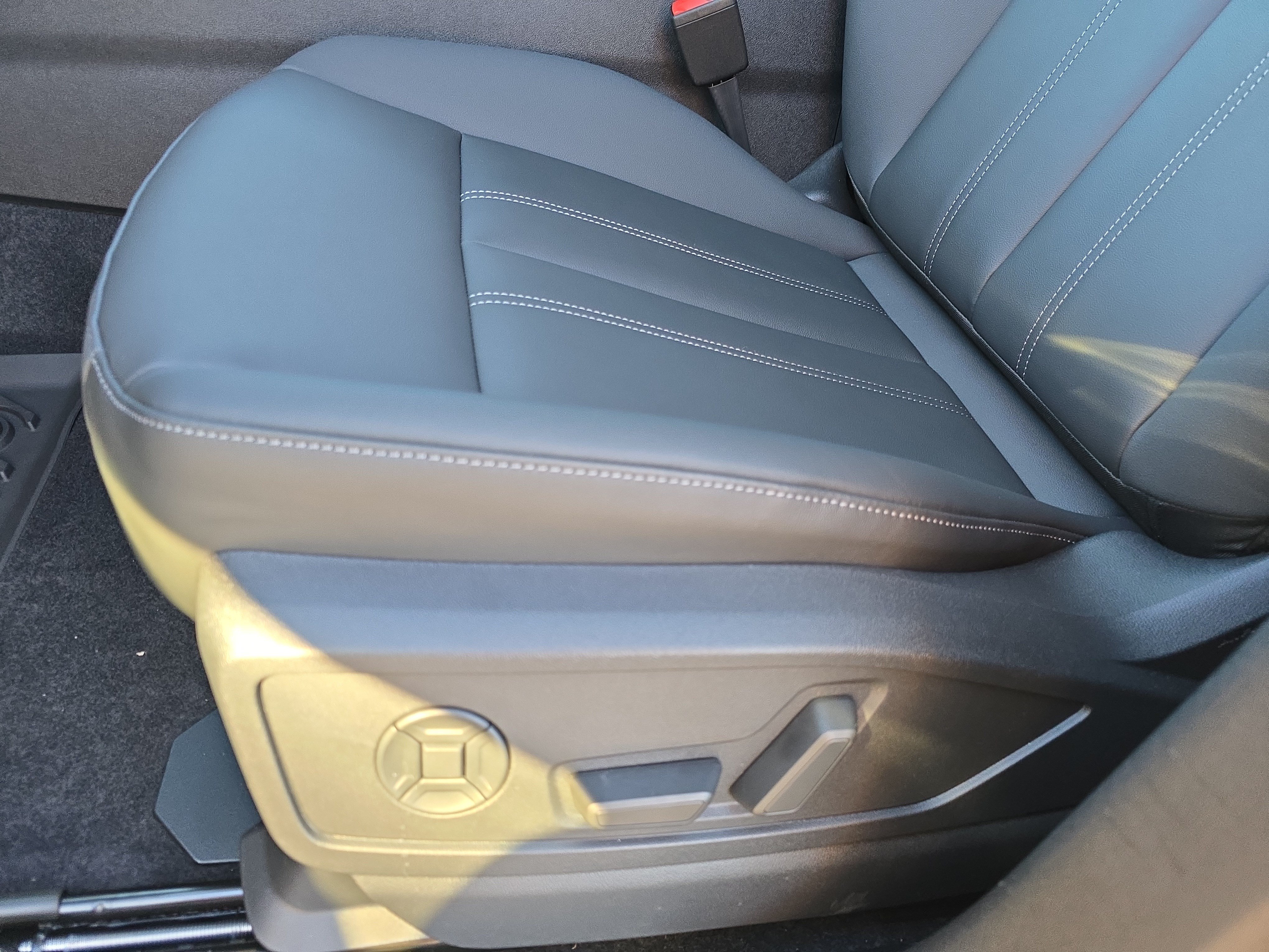 New 2026 Audi Q5 Premium AWD/4WD image 28