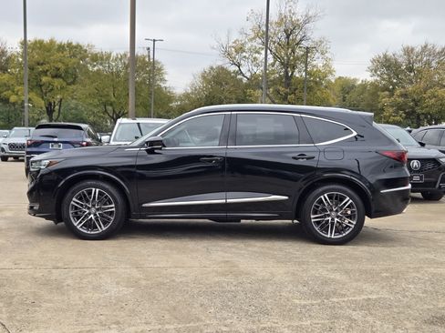 Certified 2025 Acura MDX w/ Advance Package image 5