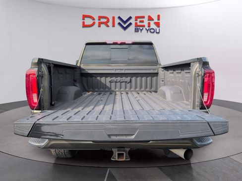 Used 2023 GMC Sierra 2500 AT4 w/ AT4 Preferred Package AWD/4WD image 9