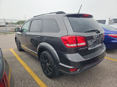 Used 2019 Dodge Journey SE FWD image 10