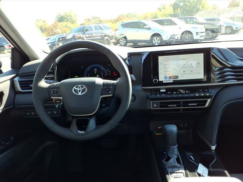 New 2026 Toyota Camry LE w/ Convenience Package image 5