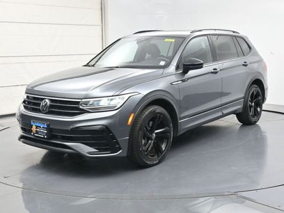 Certified 2023 Volkswagen Tiguan SE R-Line