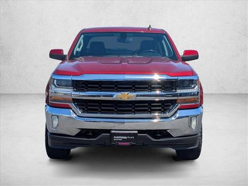 Used 2018 Chevrolet Silverado 1500 LT w/ LT Eassist Package AWD/4WD image 2