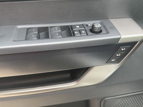 New 2026 Toyota Tundra Platinum AWD/4WD image 15