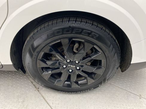 Used 2022 Kia Carnival SX Prestige FWD image 10
