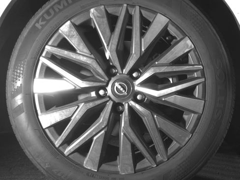 Used 2025 Nissan Altima 2.5 SV image 13