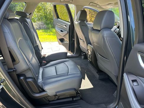 Used 2018 Buick Enclave Premium w/ LPO, Hit The Road Package image 17