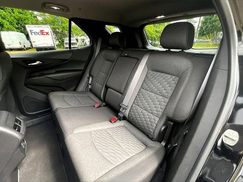 Used 2021 Chevrolet Equinox LT image 22