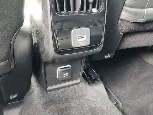 Certified 2022 Jeep Compass Limited image 12