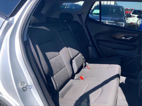 Used 2020 GMC Terrain SLE FWD image 22