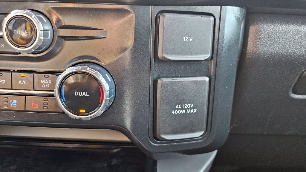 Used 2024 Ford F250 Lariat w/ Lariat Ultimate Package AWD/4WD image 42