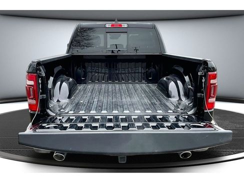 Used 2023 RAM 1500 Laramie AWD/4WD image 34