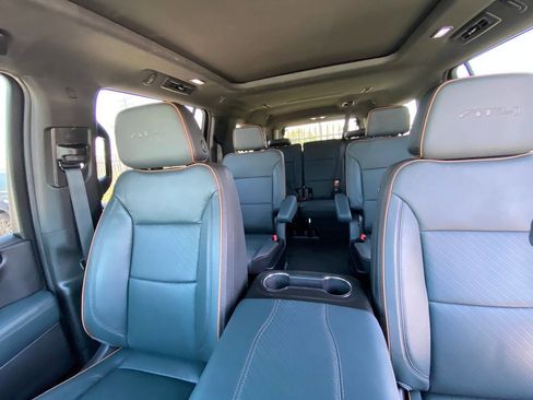 Used 2026 GMC Yukon XL AT4 w/ AT4 Premium Package AWD/4WD image 23