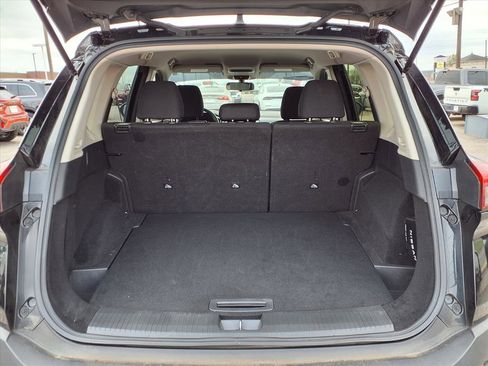 Used 2023 Nissan Rogue S image 16