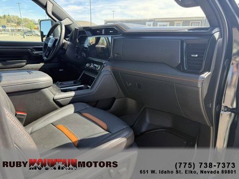 Used 2024 GMC Sierra 2500 AT4 w/ AT4 Premium Plus Package image 26