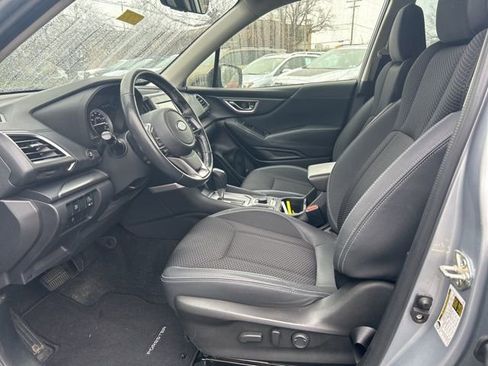 Used 2021 Subaru Forester Premium image 12