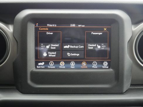 Used 2022 Jeep Gladiator Sport image 3