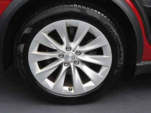 Used 2016 Tesla Model X 90D AWD/4WD image 9