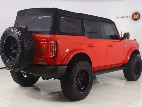 Used 2023 Ford Bronco Outer Banks AWD/4WD image 3