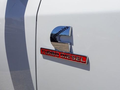 New 2025 RAM 2500 Laramie image 7