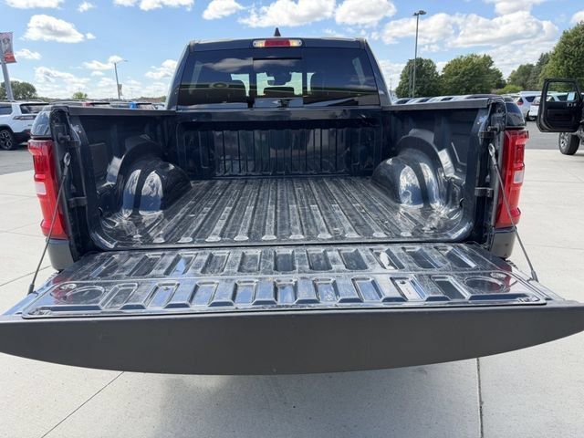 Used 2026 RAM 1500 Laramie AWD/4WD image 10