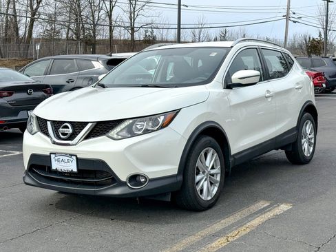 Used 2017 Nissan Rogue Sport SV w/ SV All-Weather Package image 3