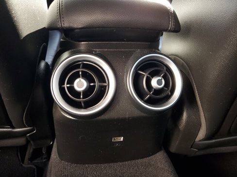 Used 2019 Alfa Romeo Giulia Sport w/ Nero Edizione image 16