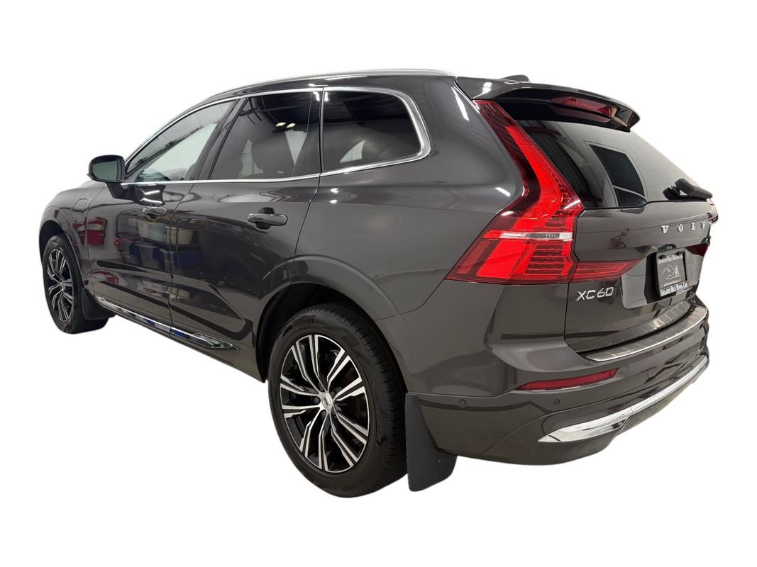 Used 2022 Volvo XC60 T8 Inscription w/ Advanced Package AWD/4WD image 6