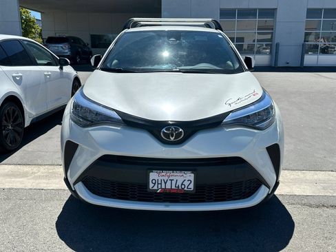 Certified 2021 Toyota C-HR XLE FWD image 3