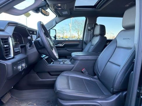Used 2024 GMC Sierra 2500 Denali w/ Denali Reserve Package image 27