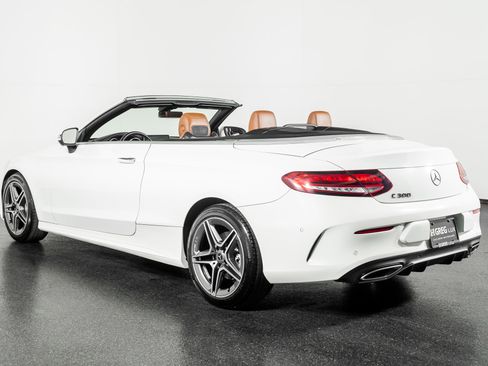 Used 2019 Mercedes-Benz C 300 4MATIC Cabriolet image 14