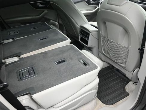Used 2021 Audi Q7 3.0T Premium Plus w/ Executive Package image 27