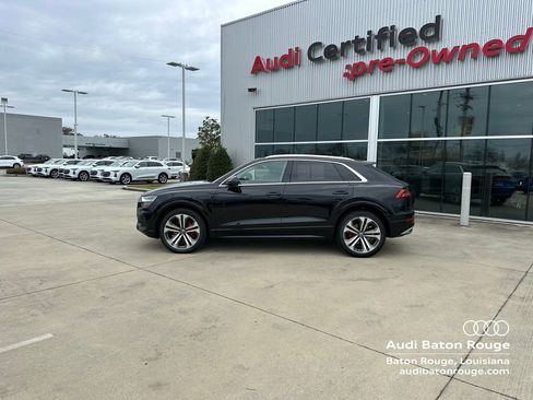 Used 2019 Audi Q8 Prestige w/ Luxury Package image 6