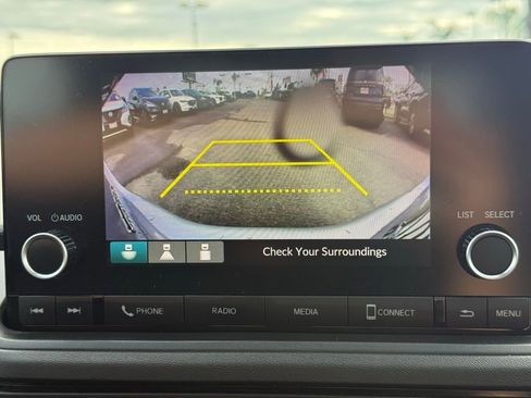 Used 2023 Honda Accord LX image 28