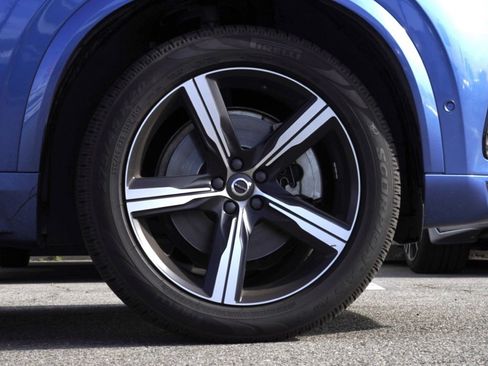 Used 2019 Volvo XC90 T6 R-Design w/ Advanced Package image 8