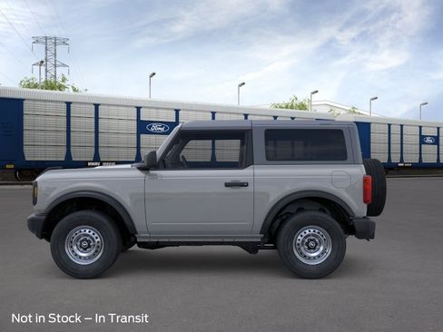 New 2026 Ford Bronco 2-Door AWD/4WD image 3