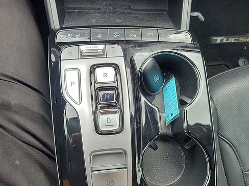 Used 2022 Hyundai Tucson Limited image 11