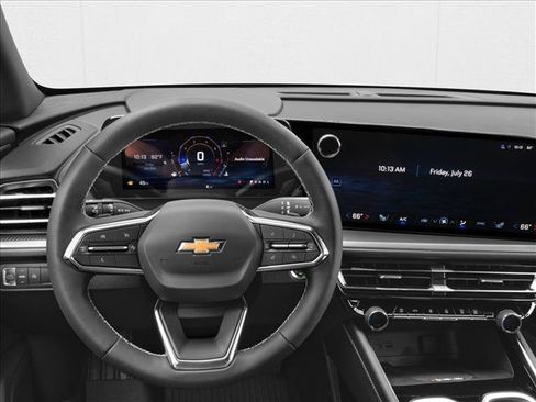 New 2026 Chevrolet Traverse LT w/ Driver Confidence Package AWD/4WD image 4