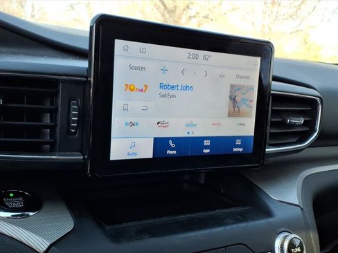 Used 2020 Ford Explorer XLT w/ Equipment Group 202A image 12