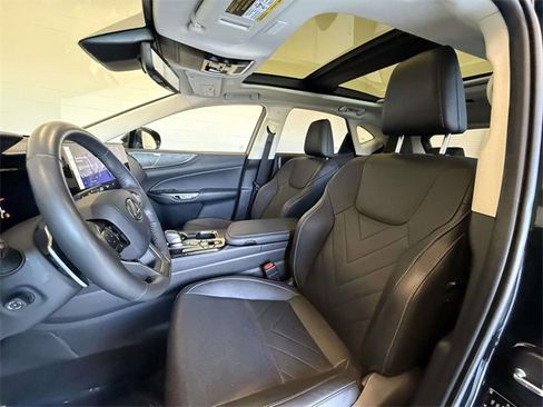 Used 2022 Lexus NX 350 AWD w/ Luxury Package image 2