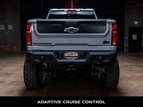 Used 2025 Chevrolet Silverado 2500 ZR2 w/ ZR2 Bison Edition image 8