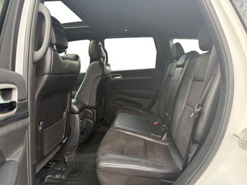 Used 2020 Jeep Grand Cherokee Altitude image 21