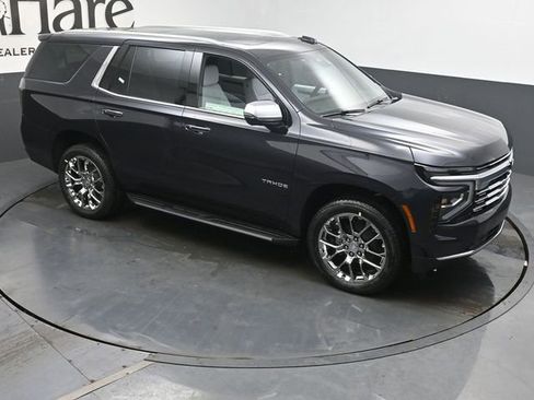 New 2026 Chevrolet Tahoe Premier w/ Sun And Tow Package AWD/4WD image 17