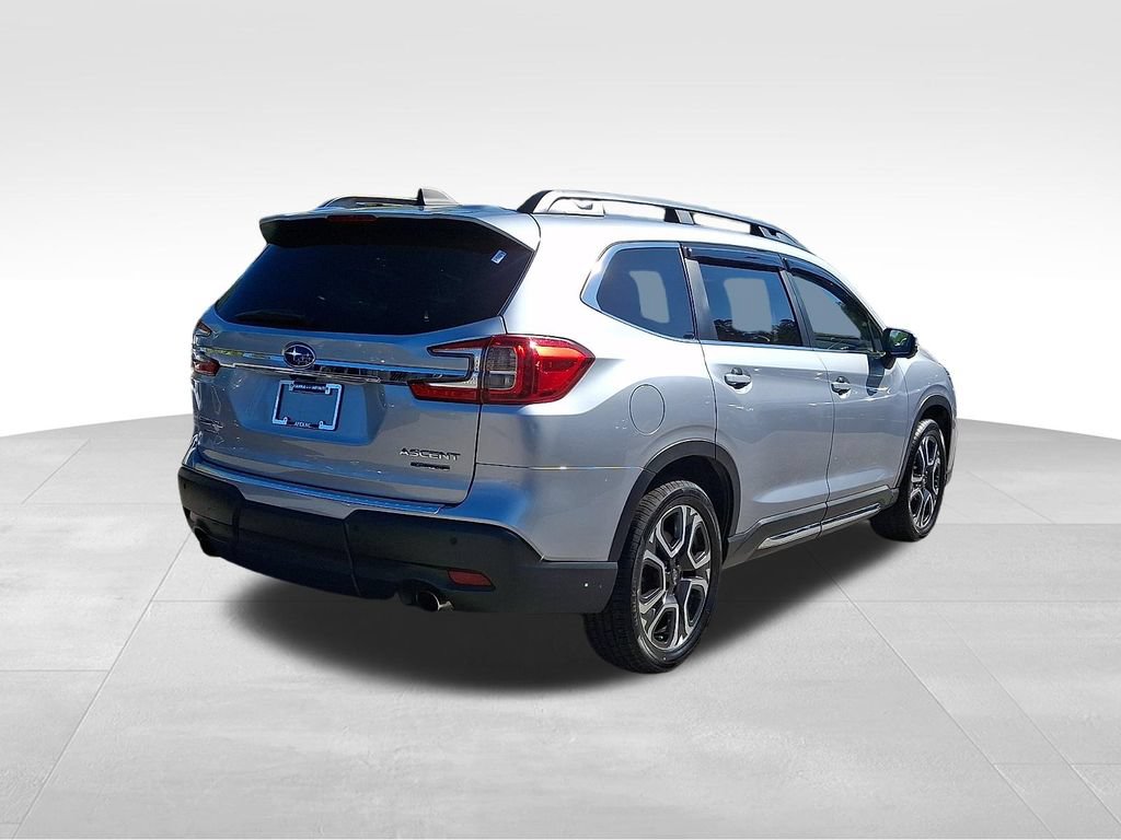 Used 2023 Subaru Ascent Limited w/ Technology Package AWD/4WD image 6