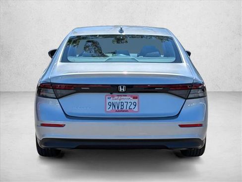 Certified 2024 Honda Accord LX image 7